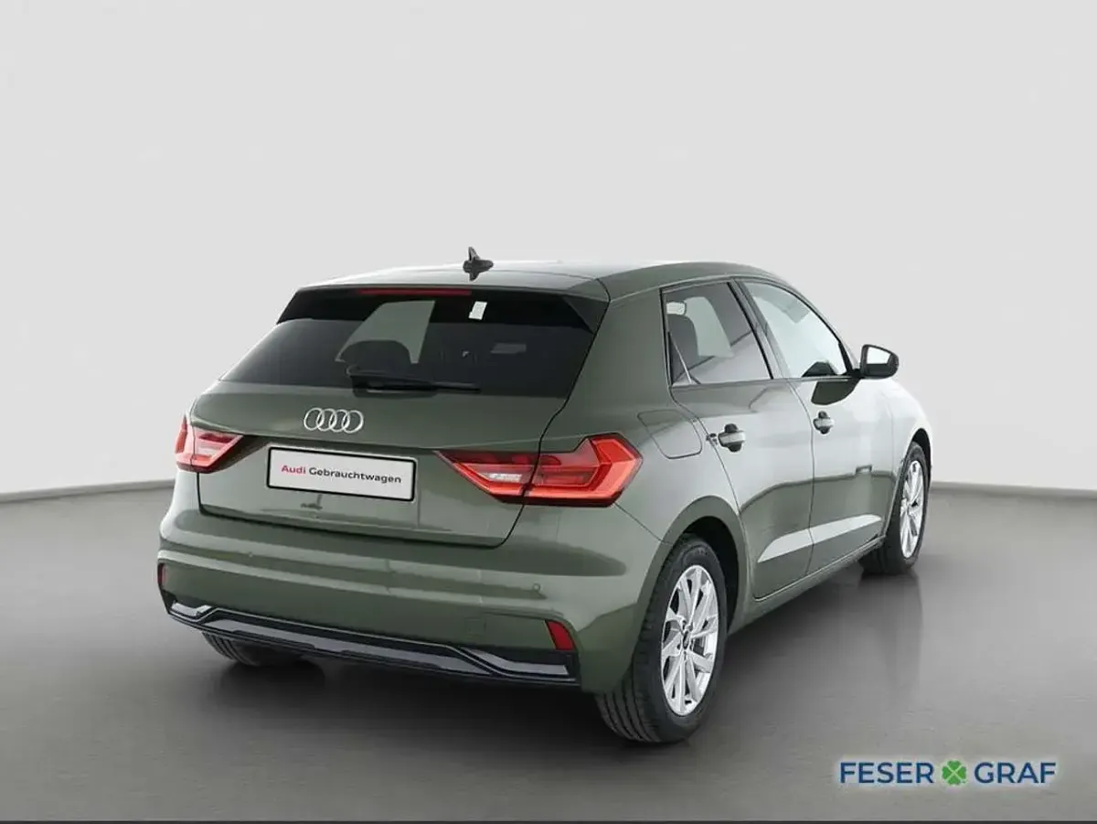 Gebraucht Audi A1 Sportback Advanced Plus 116 PS (85 kW) 2025 Distriktgrün metallic Kleinwagen