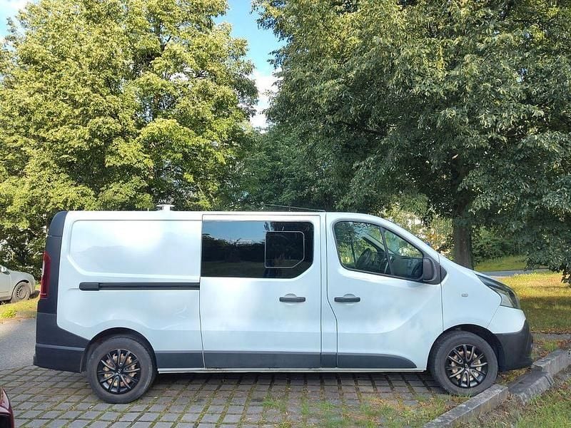 Weiß Gebraucht 2016 Renault Trafic Van | 8.900 € (Superpreis) - Bild 1/4