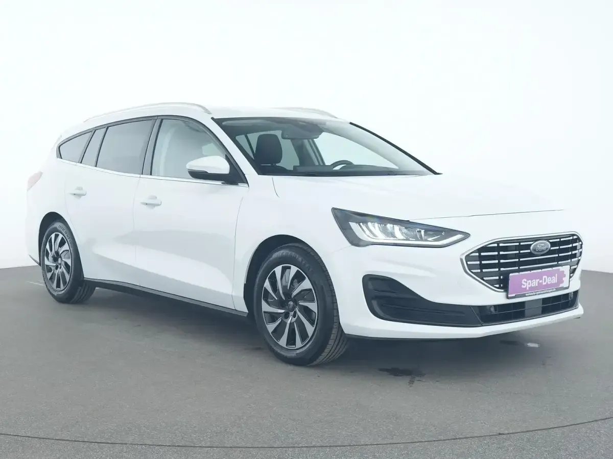 Gebraucht Ford Focus Titanium 116 PS (85 kW) 2024 Frost weiss Kombi
