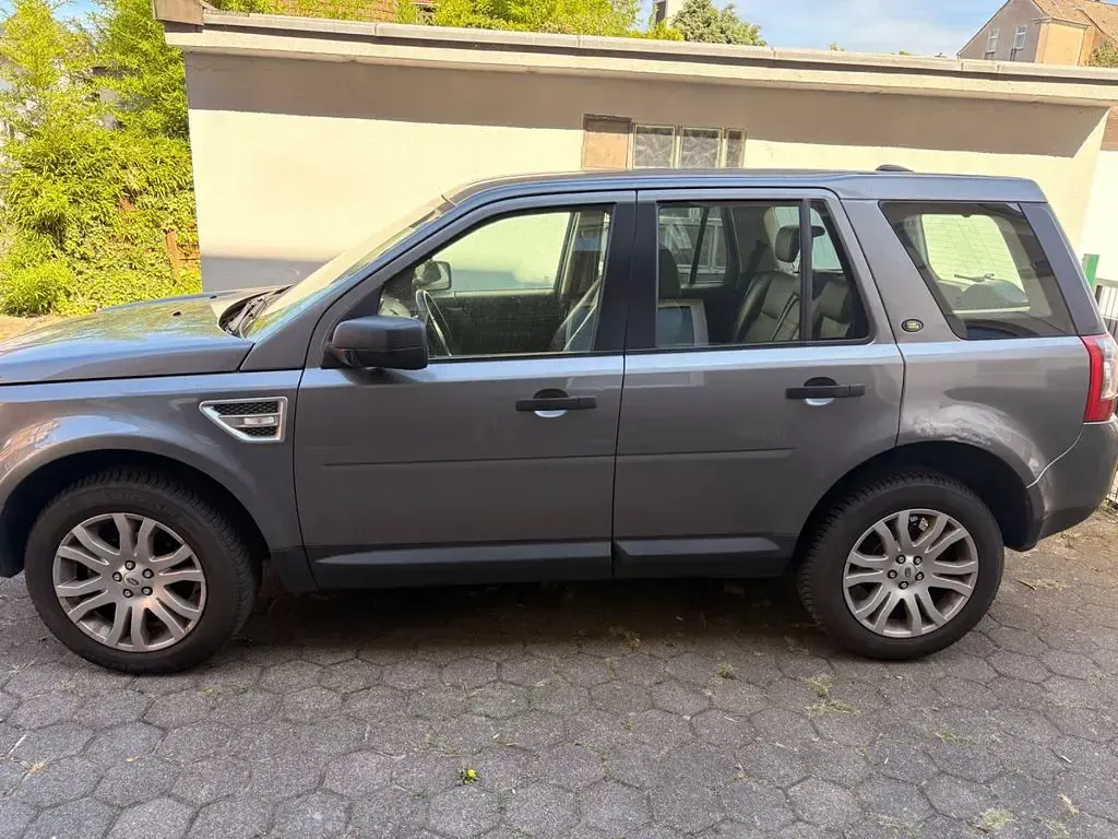 Gebraucht Land Rover Freelander 2 HSE 152 PS (111 kW) 2008 Grau SUV