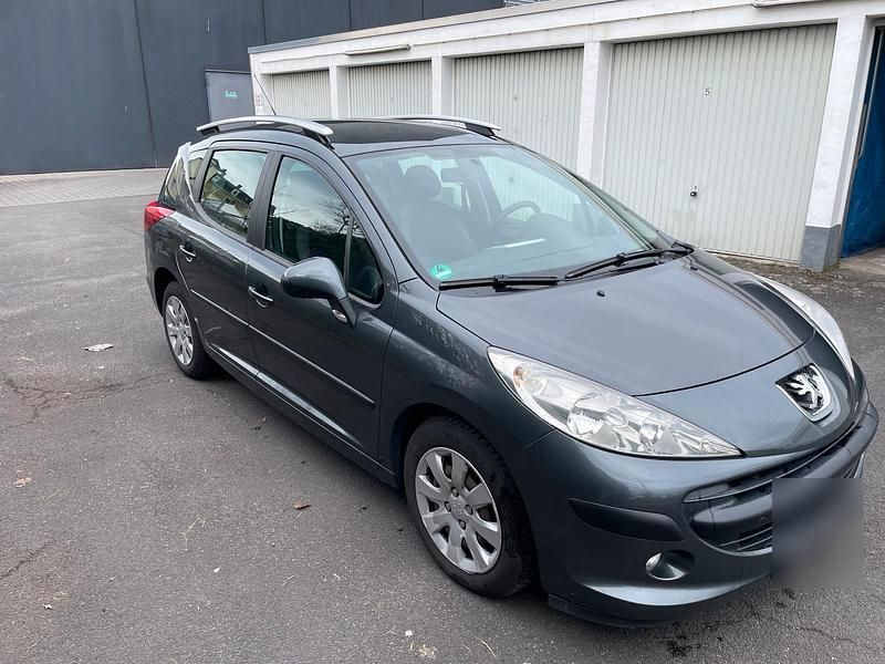Gebraucht Peugeot 207 95 PS (69 kW) 2008 Grau Kombi