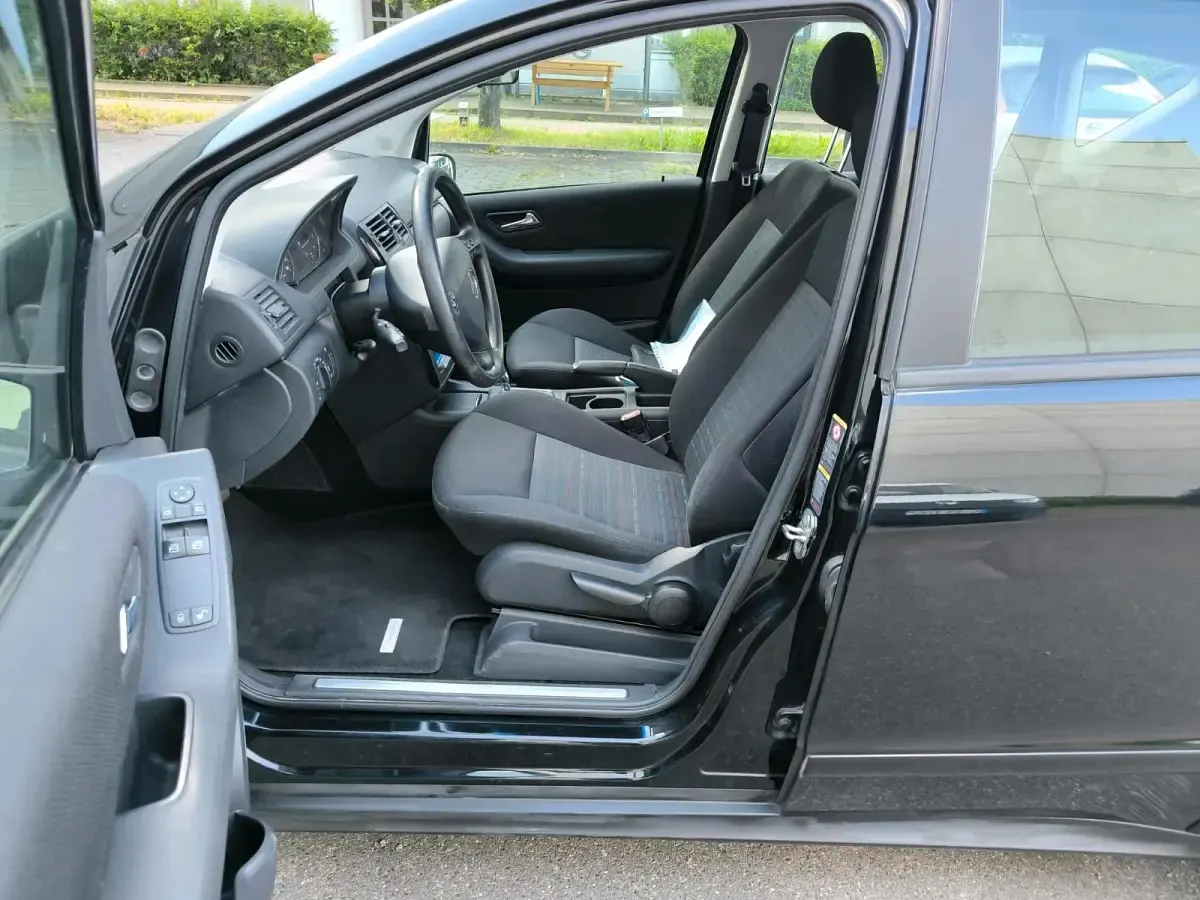 Gebraucht Mercedes A150 100 PS (73 kW) 2006 Schwarz Kleinwagen