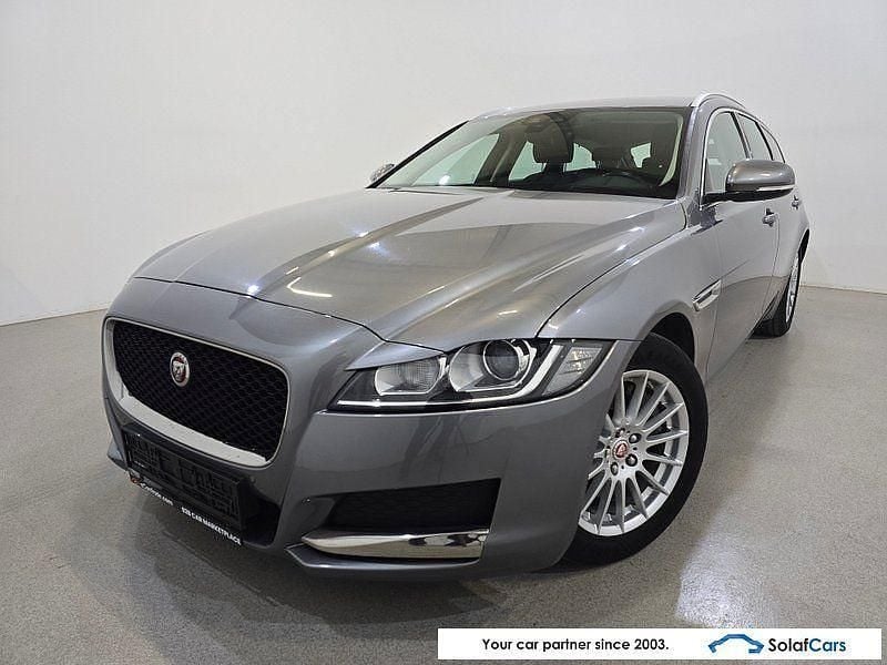 Gebraucht Jaguar XF 163 PS (119 kW) 2020 Grau Limousine