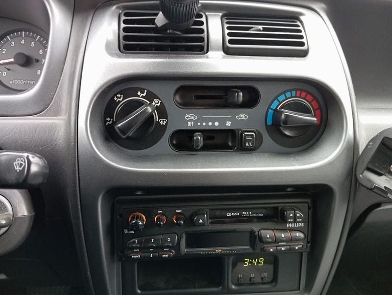 Gebraucht Daihatsu Sirion 56 PS (41 kW) 2000 Beige Kleinwagen