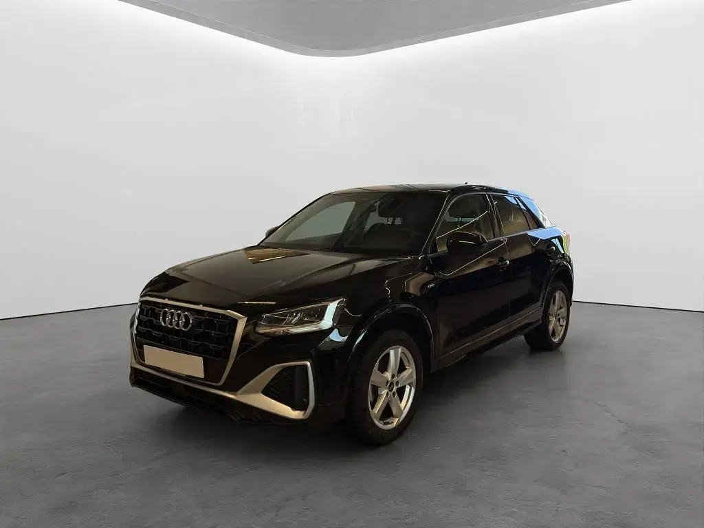 Gebraucht Audi Q2 S-Line 150 PS (110 kW) 2024 Mythosschwarz SUV