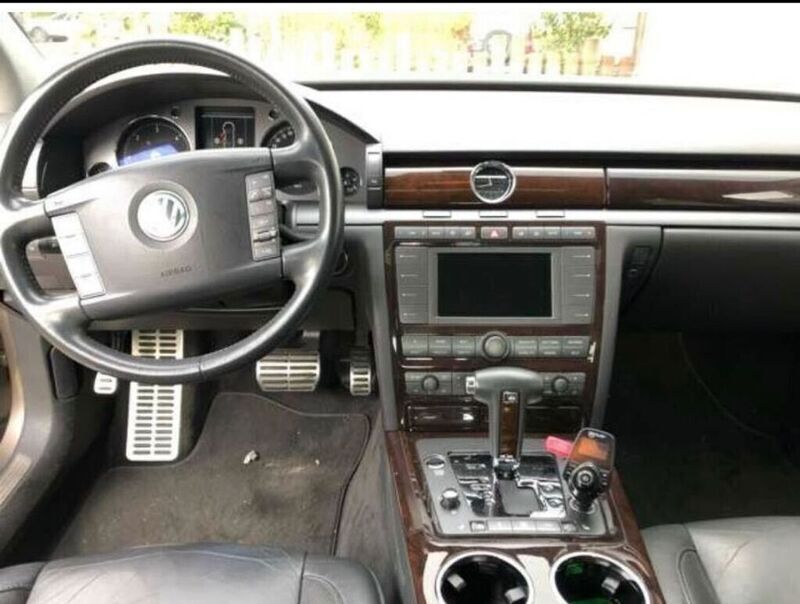 Gebraucht VW Phaeton 224 PS (164 kW) 2006 Gold Limousine