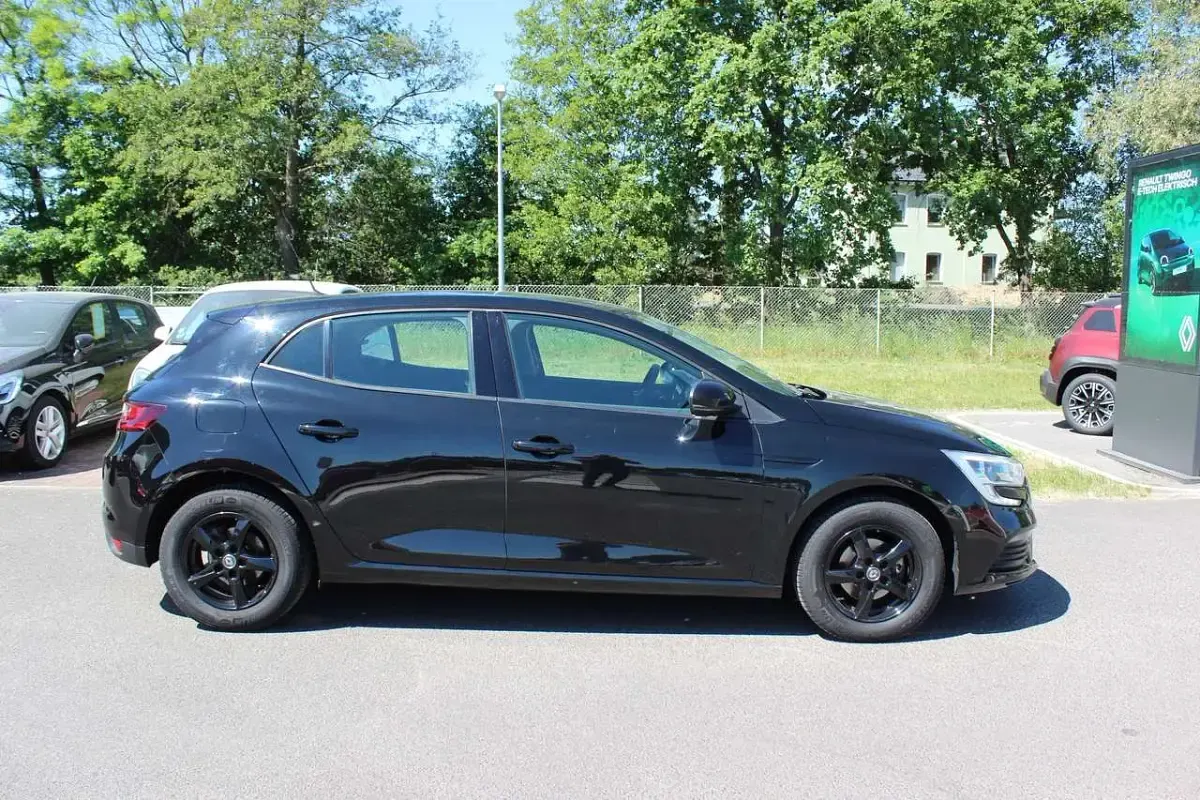 Brugt Renault Mégane Life 101 HK (74 kW) 2016 Sort Sedan