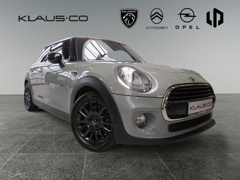 Grau / moonwalk grey Gebraucht 2017 Mini Cooper Kleinwagen | 15.980 € (Fairer Preis) - Bild 1/3