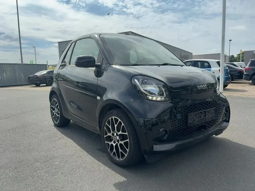 Gebraucht Smart ForTwo Electric Drive 60 kW (82 PS) 2023 Schwarz Cabrio