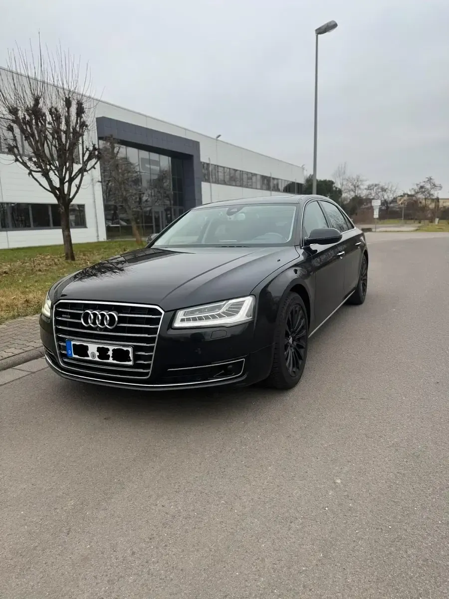 Gebraucht Audi A8L 265 PS (194 kW) 2015 Schwarz Limousine