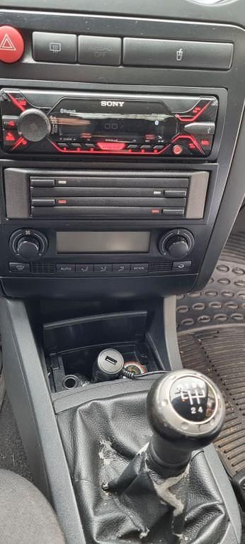 Gebraucht Seat Ibiza 75 PS (55 kW) 2006 Blau Kleinwagen