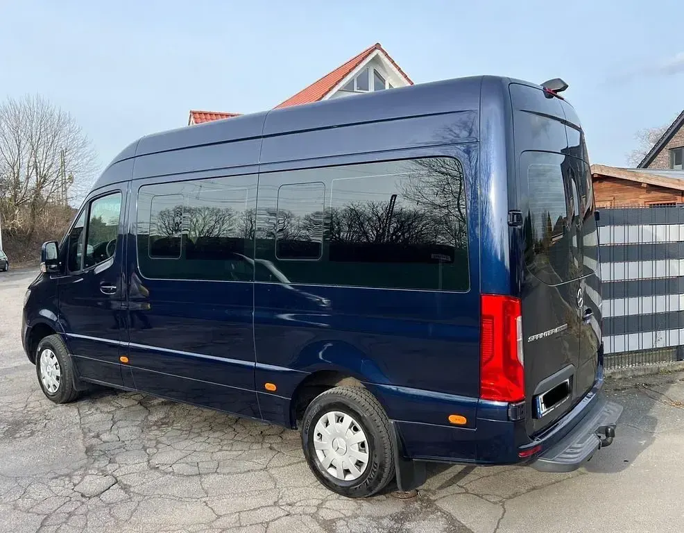 Gebraucht Mercedes Sprinter 163 PS (119 kW) 2020 Blau Van