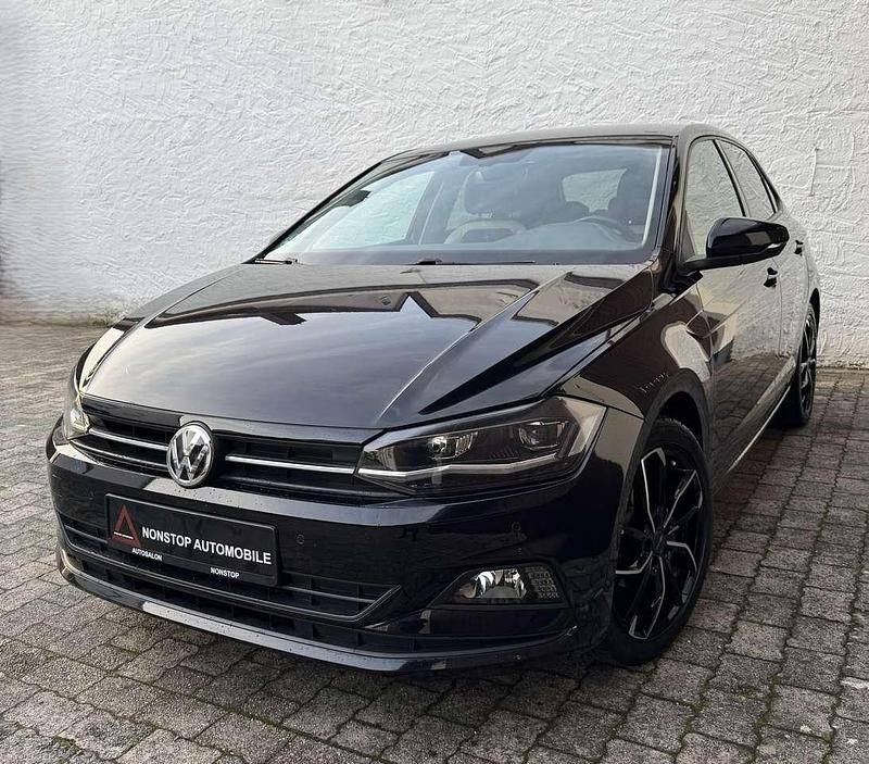 Schwarz Gebraucht 2017 VW Polo Sound Kleinwagen | 12.490 € (Fairer Preis) - Bild 1/4
