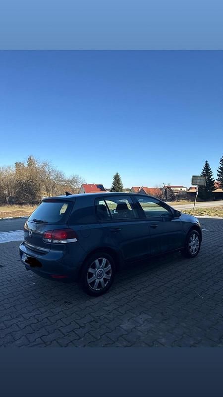 Gebraucht VW Golf VI 122 PS (89 kW) 2009 Blau Kleinwagen