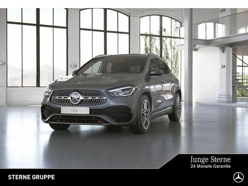 Gebraucht Mercedes GLA250 AMG 218 PS (160 kW) 2023 Lack mountaingrau SUV