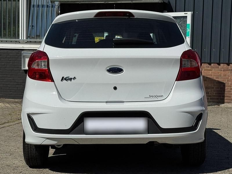 Gebraucht Ford Ka Plus 60 PS (44 kW) 2019 Weiß Kleinwagen