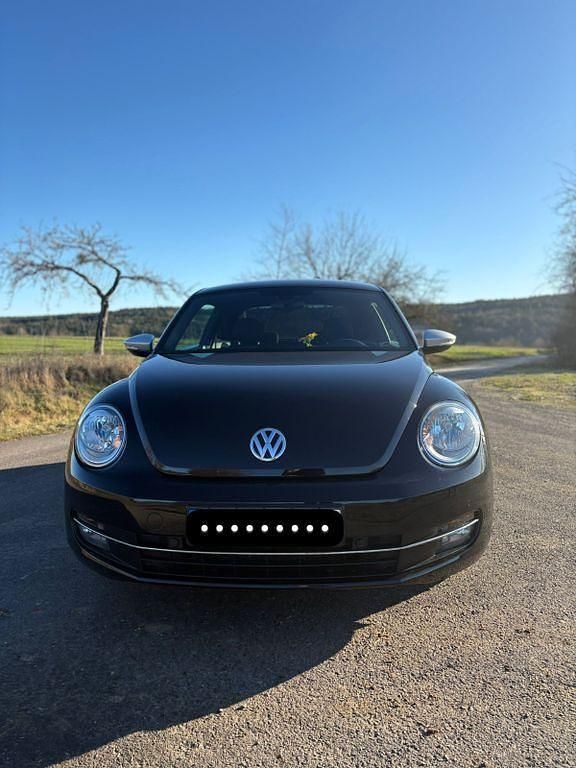 Schwarz Gebraucht 2013 VW Beetle Design Limousine | 9.600 € (Fairer Preis) - Bild 1/4