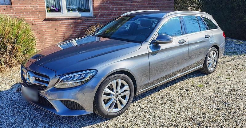 Gebraucht Mercedes C220 Avantgarde 194 PS (142 kW) 2018 Grau Kombi