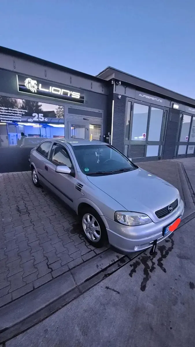 Usata Opel Astra 85 CV (62 kW) 2001 Argento Utilitaria