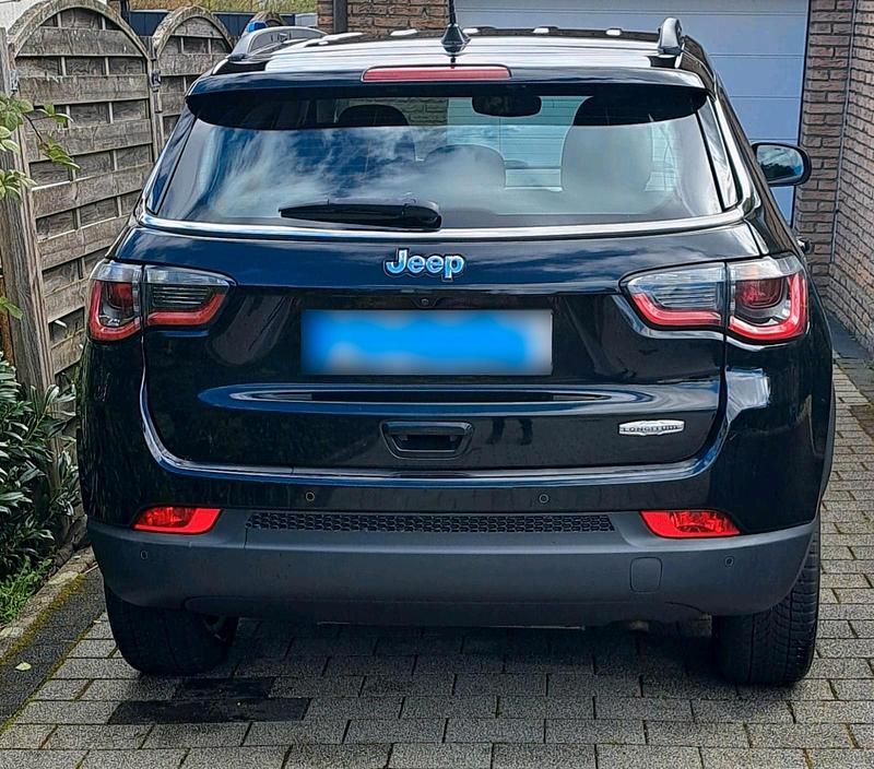 Gebraucht Jeep Compass 140 PS (102 kW) 2018 Schwarz SUV