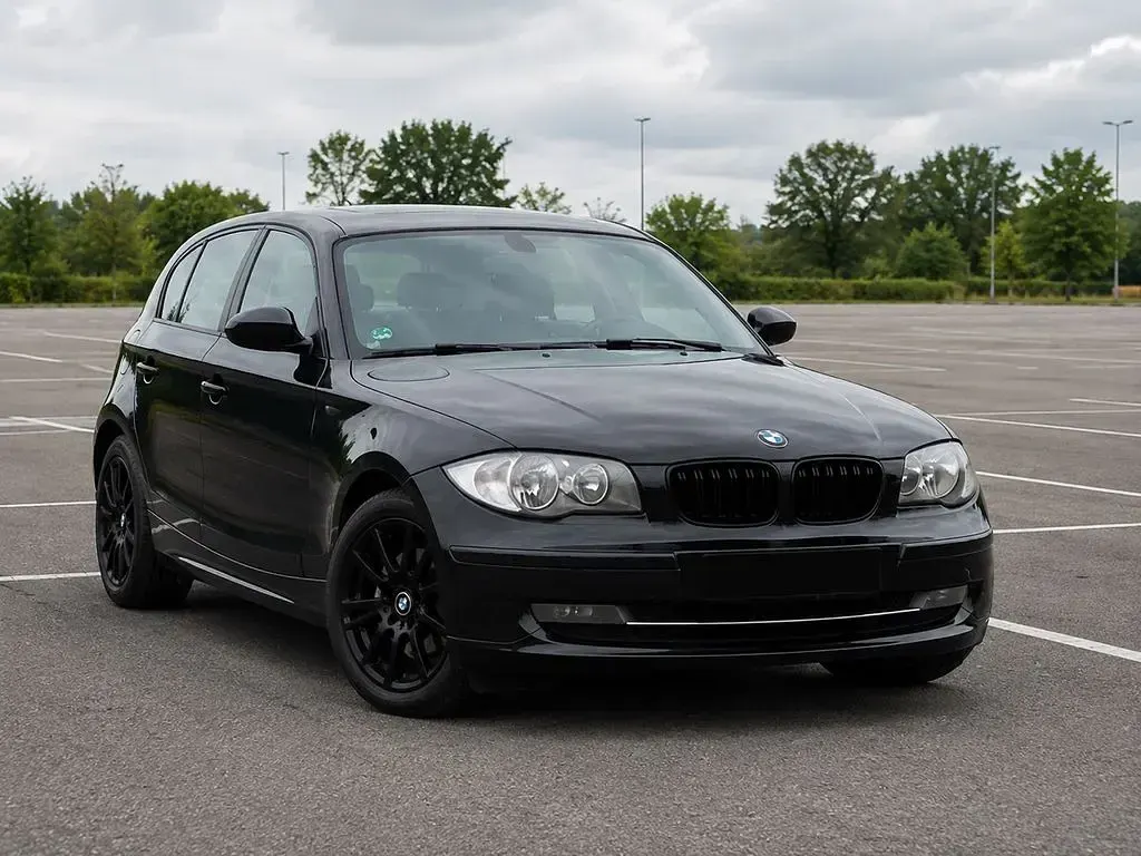 Gebraucht BMW 116 122 PS (89 kW) 2007 Silber Kleinwagen