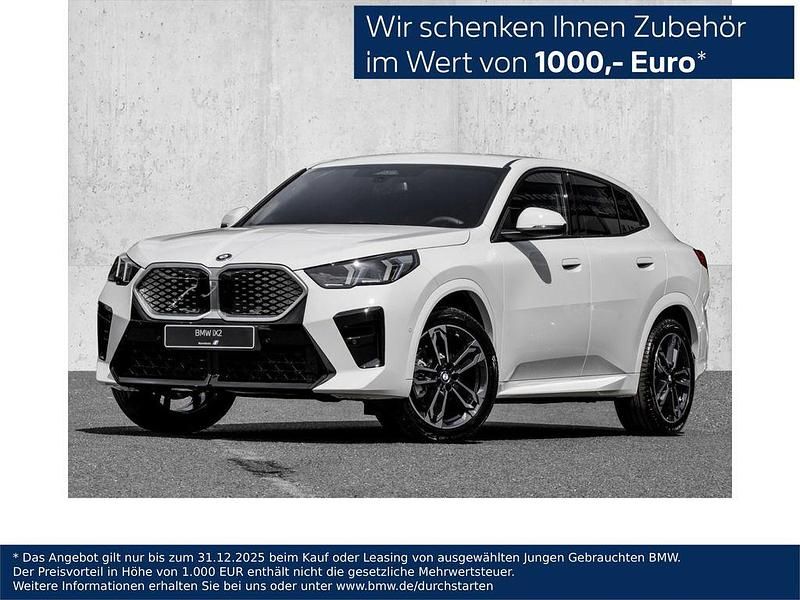 Weiß Neu 2025 BMW iX2 M Sport SUV | 45.420 € (Guter Preis) - Bild 1/4