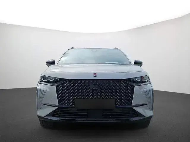 Gebraucht DS Automobiles DS7 Crossback Performance Line Plus 131 PS (96 kW) 2024 Silber SUV