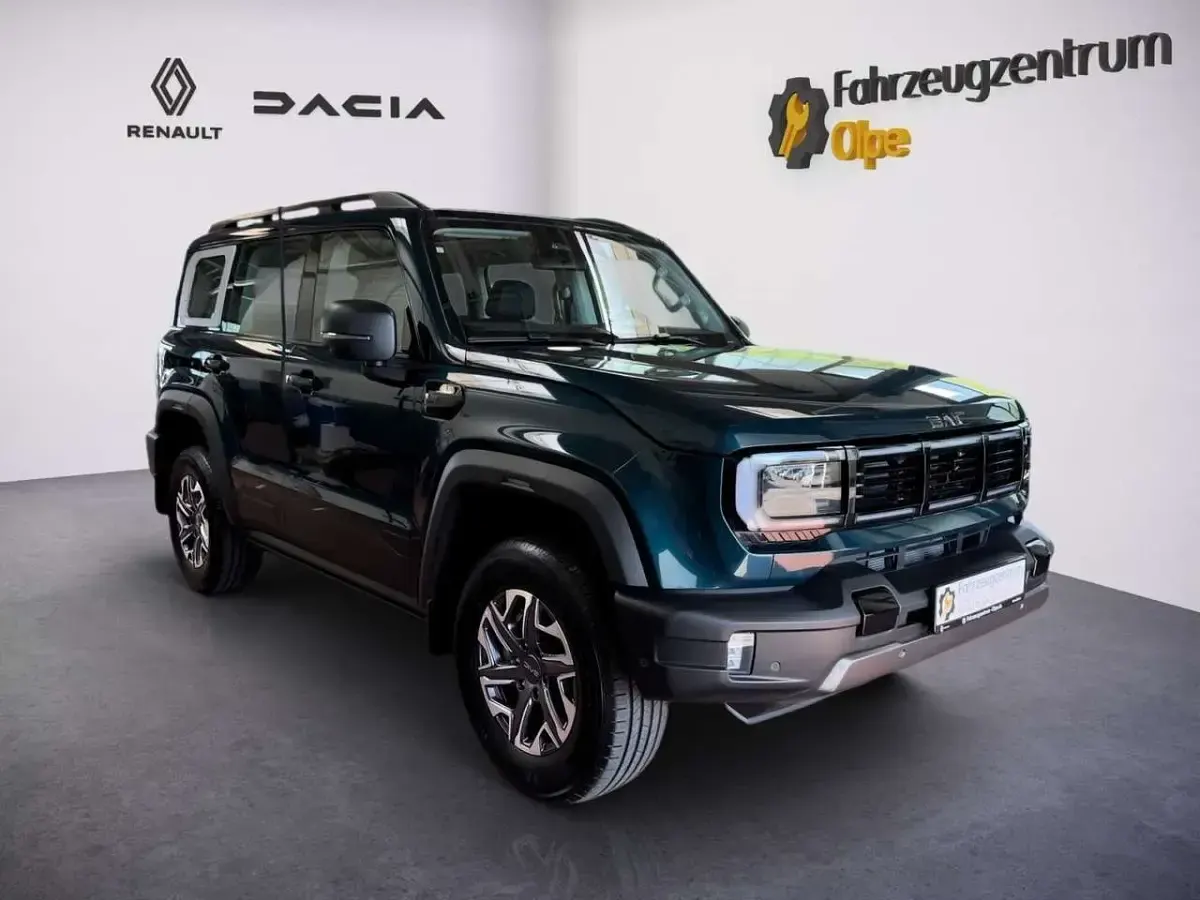 Neu Baic BJ40 234 PS (172 kW) 2026 Blau SUV