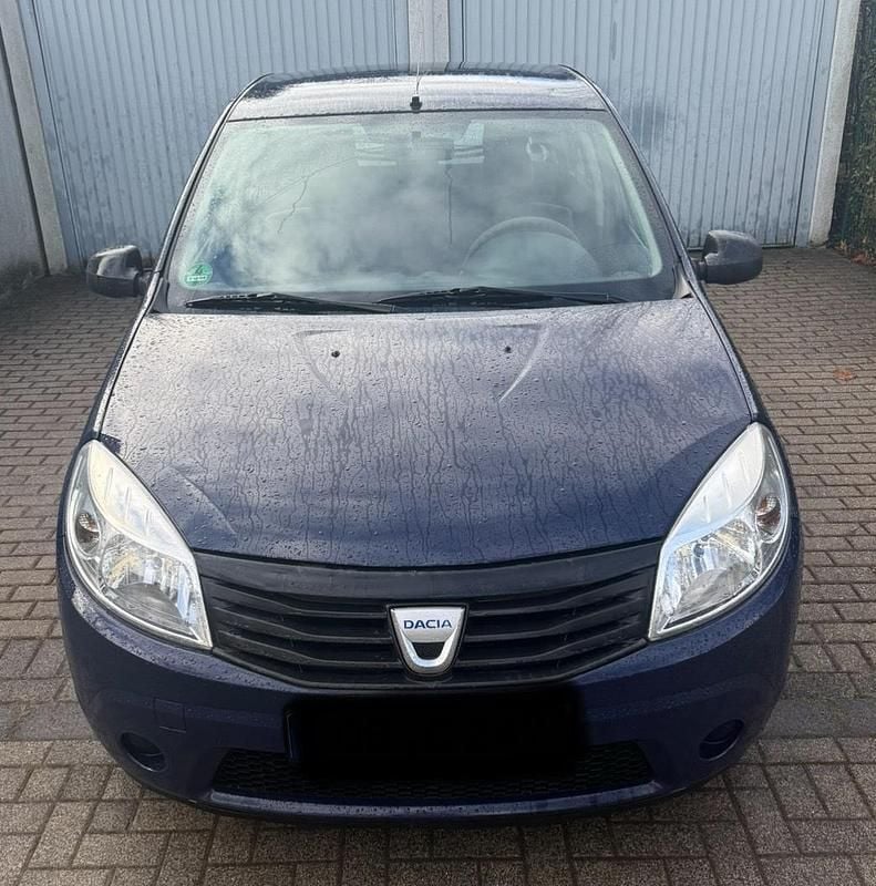 Gebraucht Dacia Sandero 75 PS (55 kW) 2012 Blau Kleinwagen