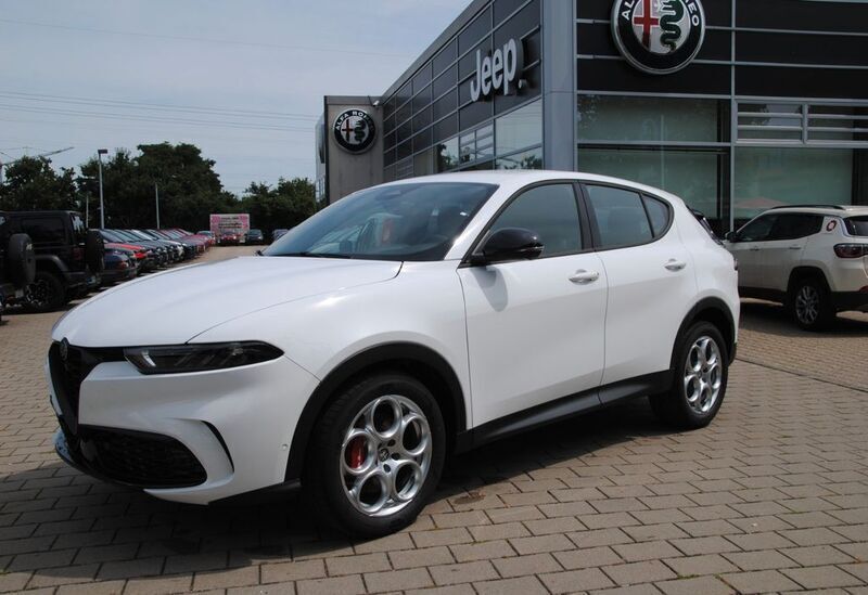 Bianco alfa Gebraucht 2022 Alfa Romeo Tonale Sprint SUV | 39.290 € - Bild 1/4