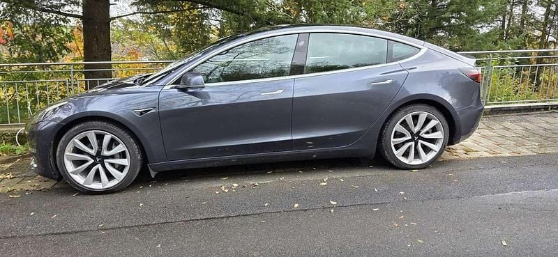 Gebraucht Tesla Model 3 211 kW (287 PS) 2020 Limousine