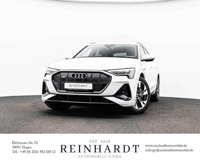 Gletscherweiß metallic Gebraucht 2022 Audi e-tron Sportback S-Line SUV | 39.950 € (Guter Preis) - Bild 1/3