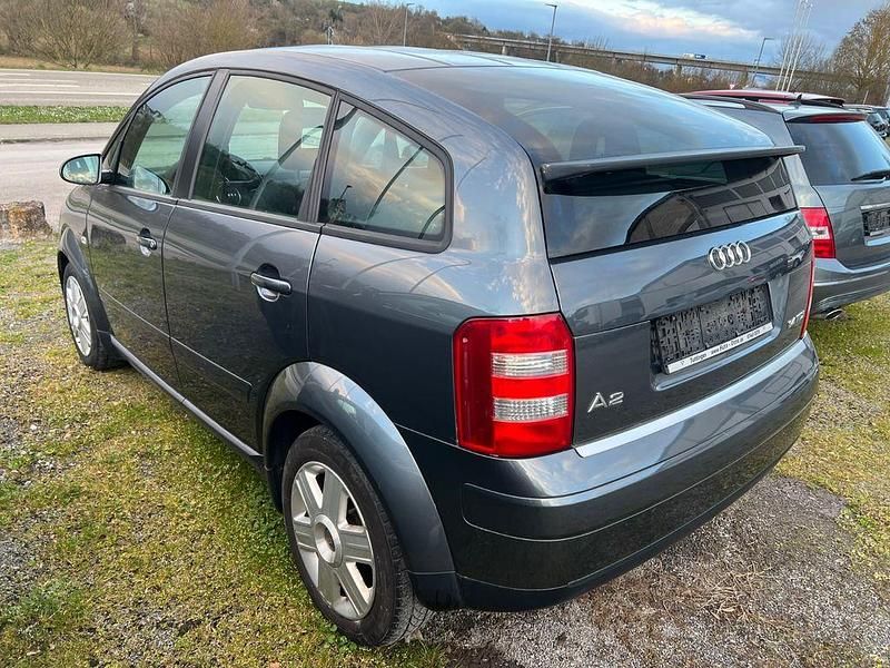 Gebraucht Audi A2 75 PS (55 kW) 2005 Grau Kleinwagen