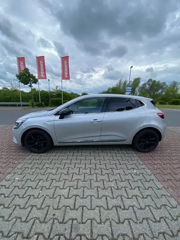 Gebraucht Renault Clio Intens 91 PS (66 kW) 2022 Silber Kleinwagen