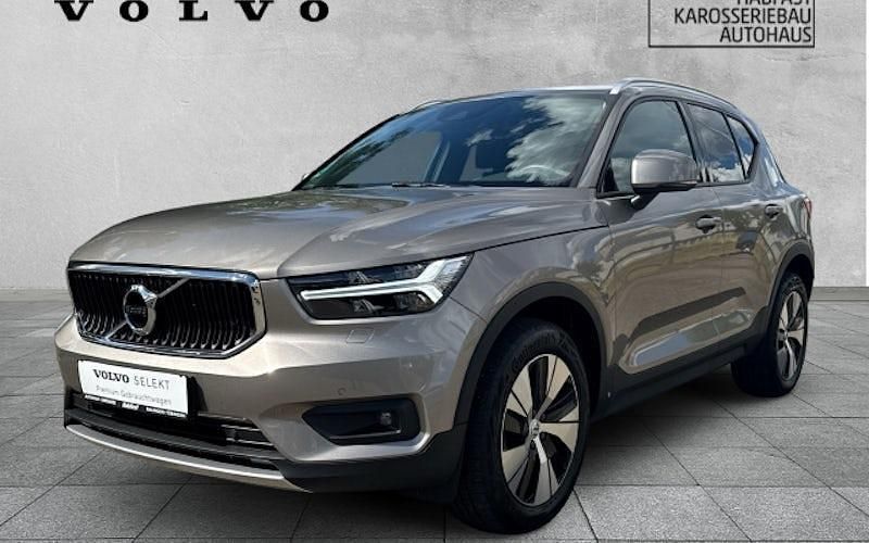 Grau Gebraucht 2021 Volvo XC40 Momentum SUV | 27.990 € (Fairer Preis) - Bild 1/4