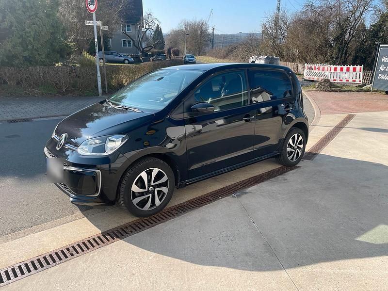 Gebraucht VW e-up! 61 kW (83 PS) 2021 Schwarz Kleinwagen