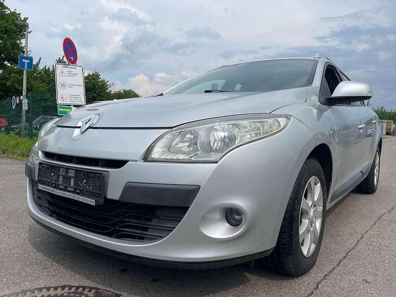 Grey metallic Gebraucht 2010 Renault Mégane GrandTour Expression Kombi | 4.800 € (Fairer Preis) - Bild 1/4