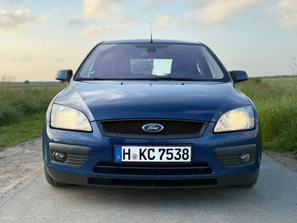 Gebraucht Ford Focus Style 101 PS (74 kW) 2007 Blau Limousine