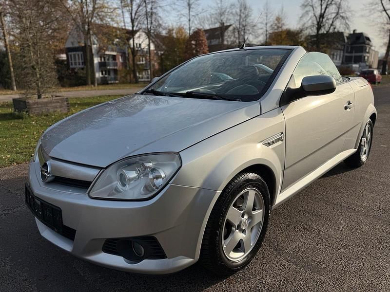 Gebraucht Opel Tigra 90 PS (66 kW) 2005 Silber Cabrio