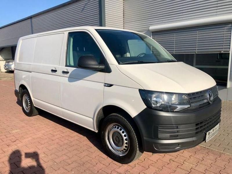 Candyweiß Gebraucht 2018 VW T6 Van | 6.299 € - Bild 1/4