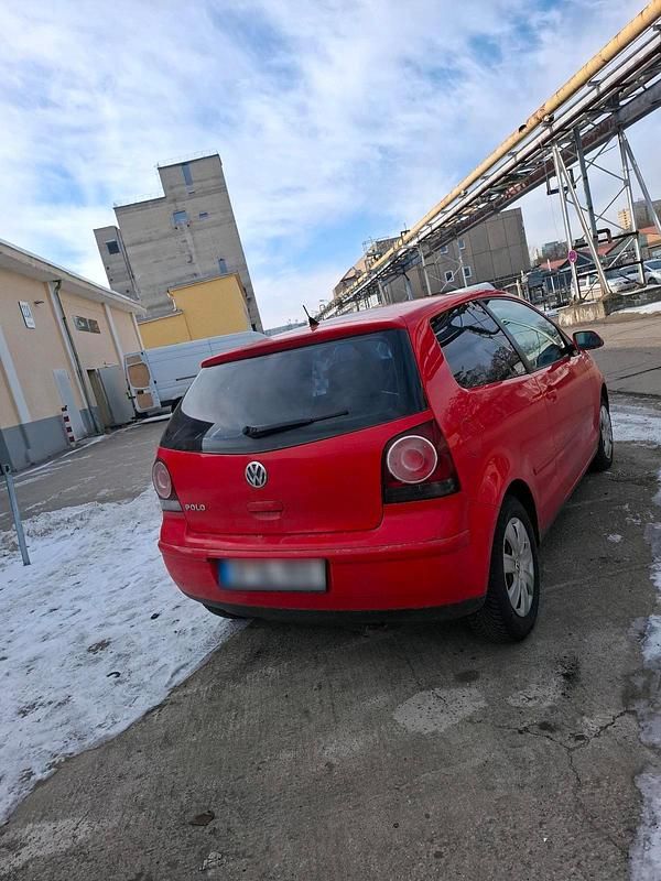 Gebraucht VW Polo 70 PS (51 kW) 2007 Rot Kleinwagen
