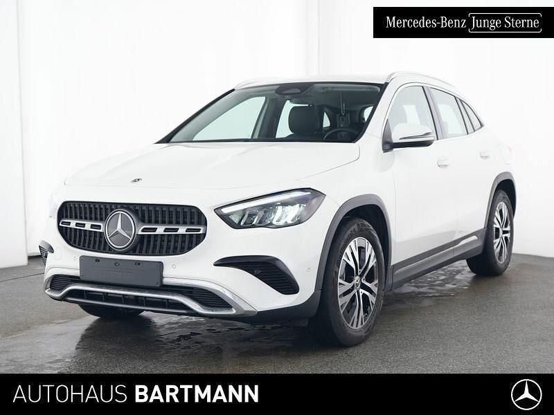 Gebraucht Mercedes GLA220 Progressive 190 PS (139 kW) 2024 Unilack polarweiß SUV