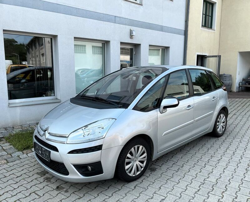 Grau Gebraucht 2011 Citroën C4 Picasso Tendance Van / Kleinbus | 3.990 € (Fairer Preis) - Bild 1/4
