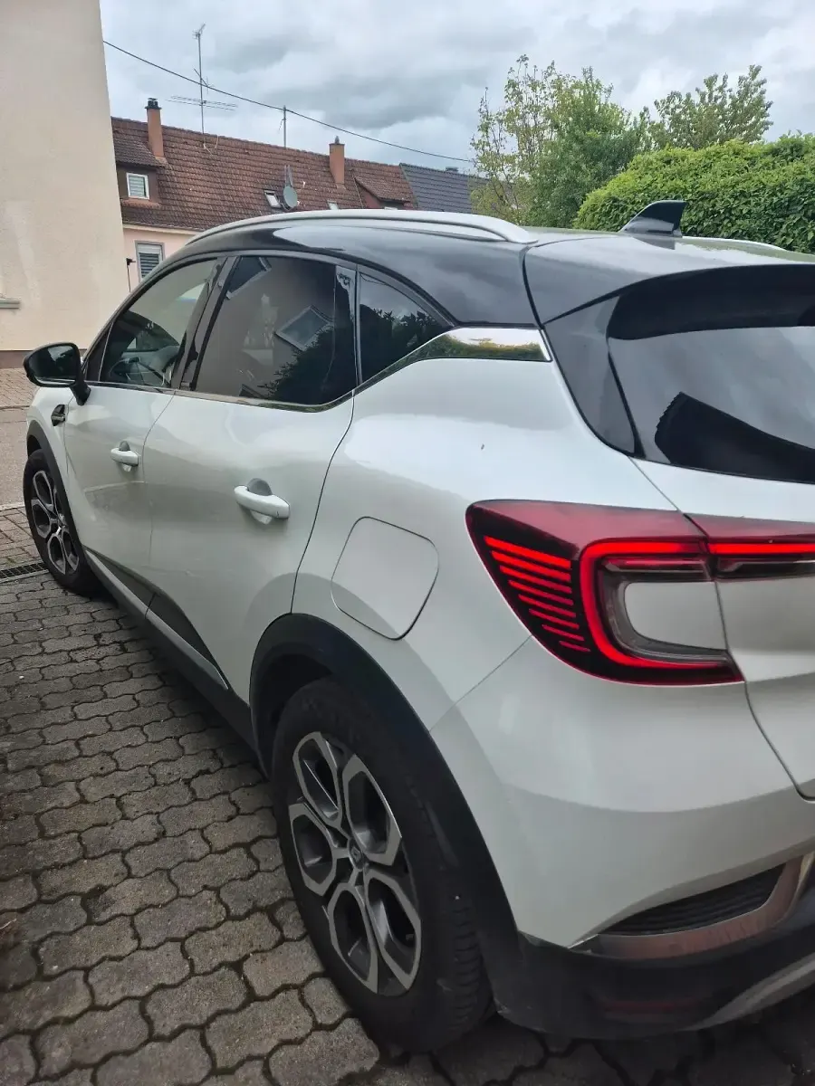 Gebraucht Renault Captur 160 PS (117 kW) 2021 Weiß SUV