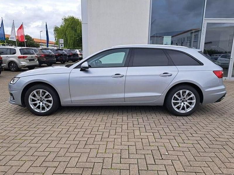 Gebraucht Audi A4 Design 163 PS (119 kW) 2023 Silber Kombi