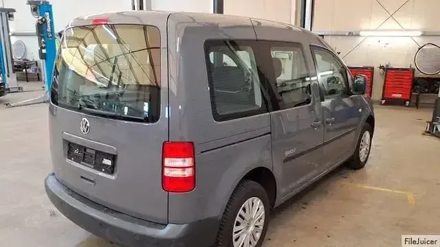 Gebraucht VW Caddy Trendline 86 PS (63 kW) 2013 Grau Van / Kleinbus
