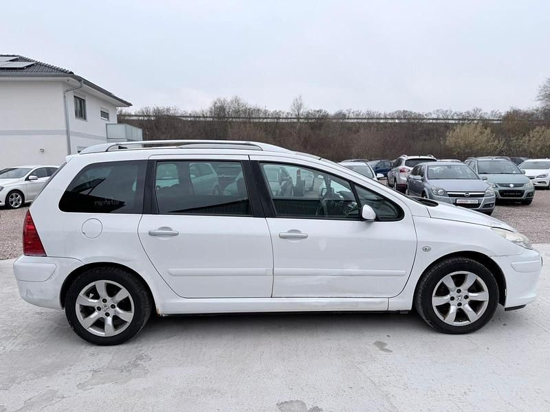 Gebraucht Peugeot 307 140 PS (102 kW) 2007 Weiß Limousine