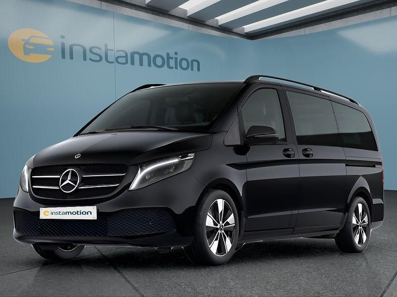 Schwarz Gebraucht 2024 Mercedes V250 Van / Kleinbus | 65.949 € (Teuer) - Bild 1/4