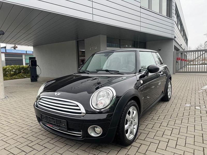 Gebraucht Mini ONE 98 PS (72 kW) 2010 Schwarz Kleinwagen
