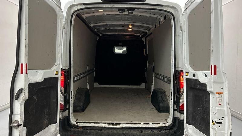 Gebraucht Ford Transit Trend 131 PS (96 kW) 2020 Weiß Van / Kleinbus